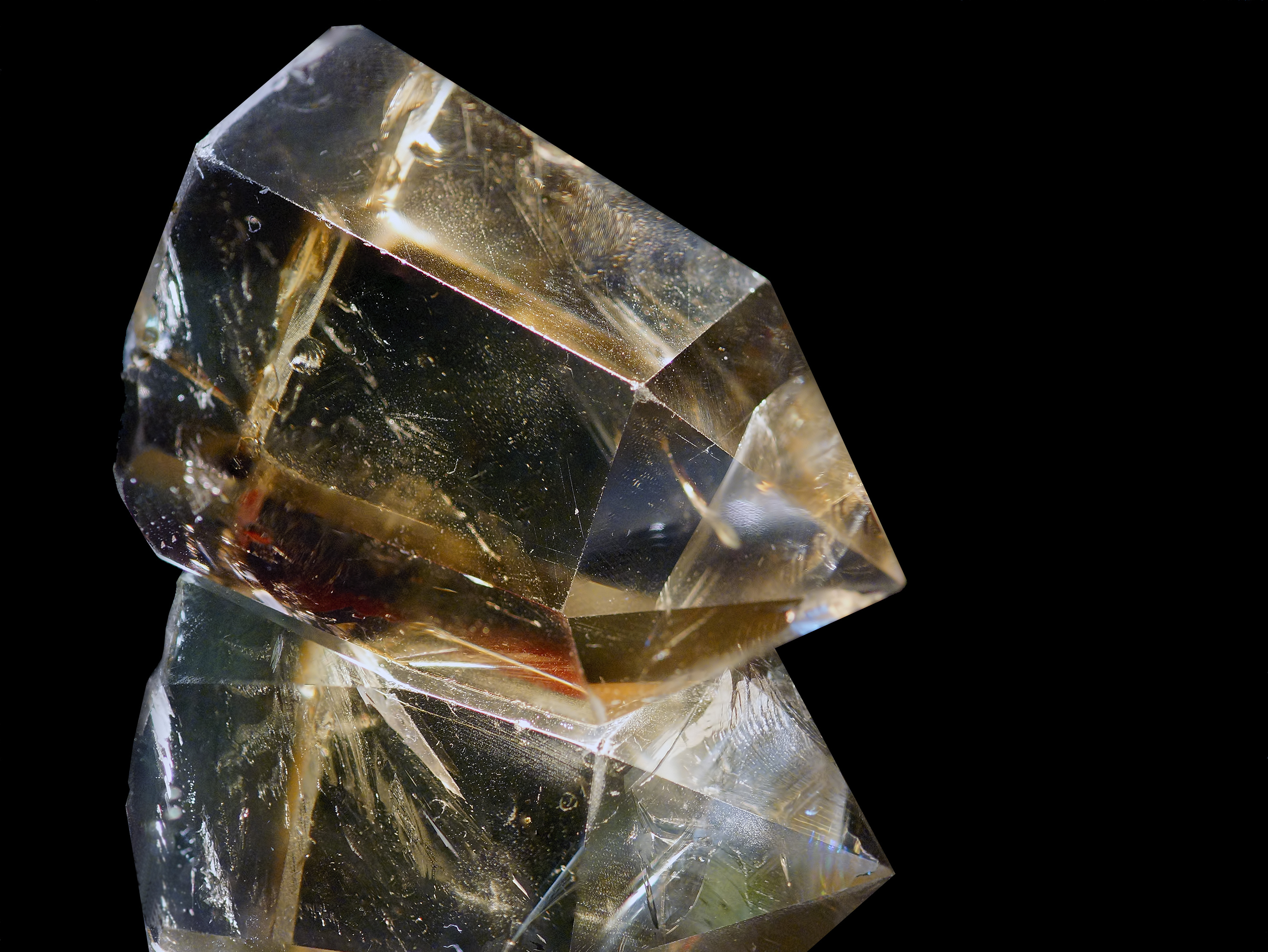 Krystaloterapie – broušené krystaly