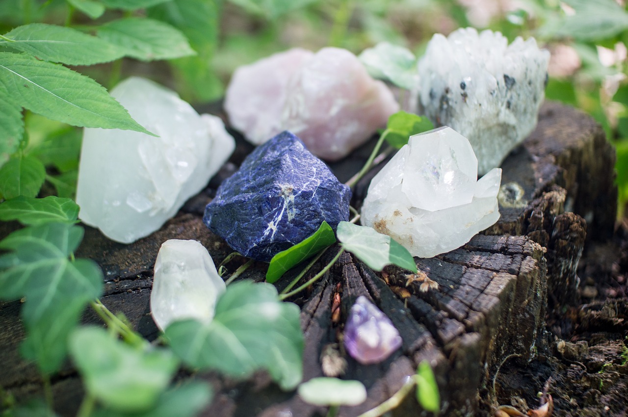 Tajná řeč kamenů – rozlomený krystal
