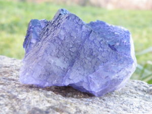 Fluorit fialový